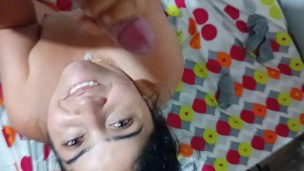 Sacándole la lechita a mi compañero del trabajo