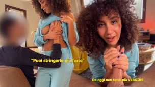 MILF ALTRUISTA CAVALCA IL CAZZO VERGINE DEL GIOVANE ORFANO