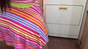 Infiel Cachonda Pide Ayuda al amigo del Esposo