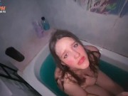 Молодая парочка  потрахались в ванне - Screenshot 14 of 16 - Face Fuck