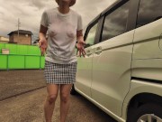 愛車を洗車中、濡れてノーブラ乳首が透け透けに。周りに人が居るのにオッパイ出して生挿入され大量潮吹きで何度もイッちゃって 凄く気持ちよく中出しされちゃいました。お掃除フェラ/日本人/無修正/巨乳/熟女 5/16