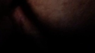 Je me doigte le cule et me branle en même temps et j'éjacule