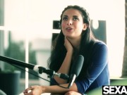 Stunning French beauty gives lucky boyfriend a suck and fuck 4/16