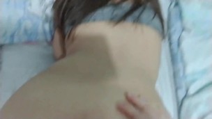 ella dice que por favor le meta en su coño mi pequeña polla que esta enamorada de ella