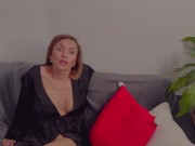 Мачеха застряла в диване, пришлось кончить в нее - Screenshot 3 of 16 - MOM