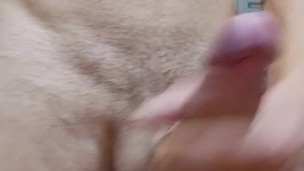 Tanta voglia di sborrare e nessun buco dove infilarlo