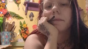 My luck is abysmal lately. Pen problems, courier service problems. Just general moving problems.