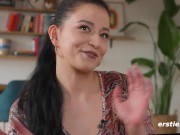 Ersties - Die experimentierfreudige Kataleya fesselt sich und verwöhnt ihre hübsche Pussy 16/16