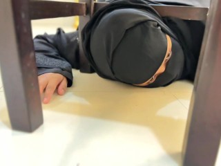 Big Ass Curvy Muslim Hot Stepmom Stuck under Chair Then She want Anal fuck from me!