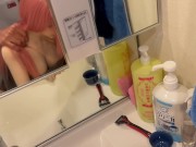 バスタオルの女