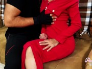 رفته بودم کافه صاحب کافه گفت بیا بکنمت کسی اینجا نیست منم کص دادم بهش Hot Amateur Sex In Coffee Shop