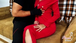 رفته بودم کافه صاحب کافه گفت بیا بکنمت کسی اینجا نیست منم کص دادم بهش Hot Amateur Sex In Coffee Shop