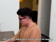 Follame y te doy trabajo!!! Latina Curvy se folla a su candidato en una entrevista - Daniela Andrea 2/16