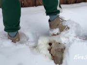 I pee in the snow in winter 15/16