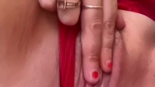 STROKING MY BIG PHAT WET CREAMY CLIT FOR MY CLIENTS ON ONLYFANS- teaser only 😉💦💦