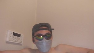 【コンドーム＆お風呂】お風呂で温まったチンポにコンドームを装着して、抜いてみた