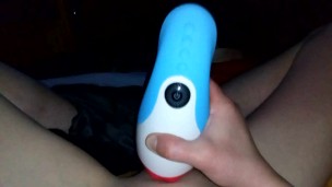Masturbe (448) with one testicle
