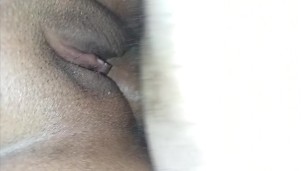 slutwife watching porn cumming a lot watching porn, she suffers on the cuckold's dick nonstop😵🍌🍑