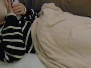 【個人撮影】寝る前にAV見ながらオナニーしました♡素人のリアルオナニー♡日本人女性 1/16