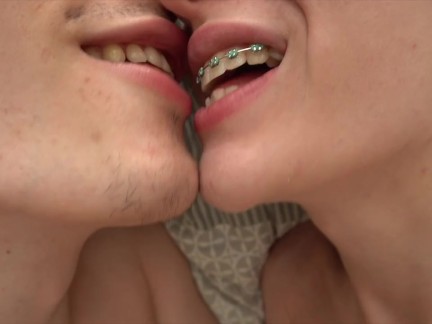 HORNY TEENS KISSING AFTER SCHOOL - Via Hub