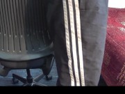 Joven caliente despues de rutina deportiva se pone a tocar su gran polla 1/16