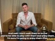 Tommy's lucky day! He gets a threeway with two gorgeous, big-titted ladies - perfect XXX! 2/16