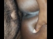 Mi vecina me pide ayuda y termino dándole en su coño 12/16