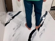 Husband eating chubby wife s pussy in the kitchen 1/16