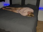 Masturbieren Multiple Orgasmen zittern Zucken stöhnen intensive Orgasmen heiss feucht enge Muschi 7/16