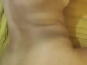 Mi cuñada se queda sola en casa conmigo y le encanta mi verga por la mañana 3/16