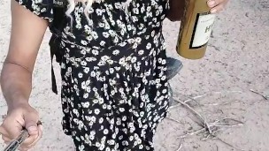 femboy layboy con minivestido y tacones caminando en publico muy caliente