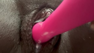 Creamy Pussy Play