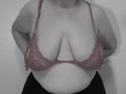 A mature milf shakes her big natural saggy tits. 9/16