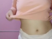 Young Latina undressing very rich; follow me on Instagram 8/16