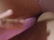 Young Latina masturbates with an object, it looks delicious; a rich vagina 11/16