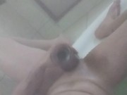 Caliente y humeante mi alrededor, mojadito y deseoso de más mi 🥵🥵 me prendo con solo un soplido...