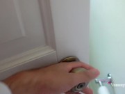 MI profesor me encuentra en los baños y me baja mis pantis por no llegar a clases 1/16