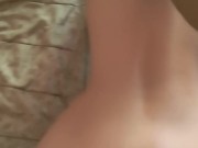 Hermanastra me da regalo de año nuevo 14/16