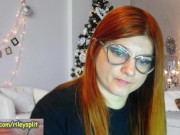 Subscribe now for free JOI and exclusive content! Plus, you’ll love my plump, kissable lips! 11/16