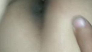 A mí cuñada le gusta q le meta el pene bien duro