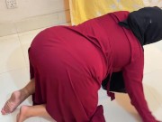 Egyptian Big Ass Curvy Muslim Hot Stepmom Stuck under Bed Then She want Anal fuck from me! 6/16