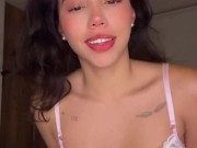 Colombian teen shows her petite body to help you jerk off