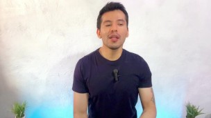 Mi novio salio a la calle y me penetro a pelo con sus 20cm el esposo chacal de mi cuñada! Relato sex