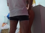Mi madrastra cuando se va mi papa se desnuda para mi