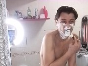 Faccio la barba insieme ad Enzo Dong 5/16