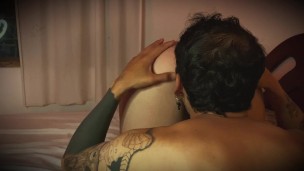 hermanastra de grandes tetas se deja comer el culo