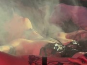 Un bon cunni devant le public pour faire monter la température 15/16