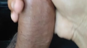 Chico masturbandose