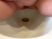 big open vagina pissing yellow urine in a bidet 7/16
