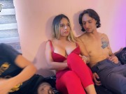 Follandome al novio de mi mejor amiga cuando ella se distrae 2/16